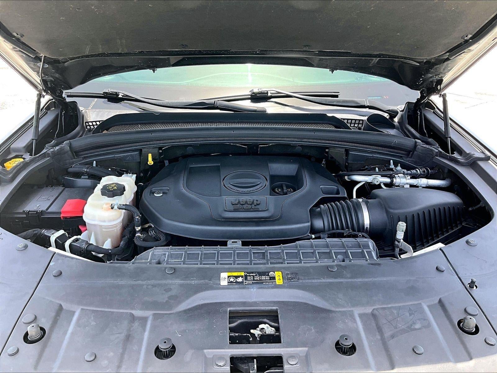 2022 Jeep Grand Cherokee Summit