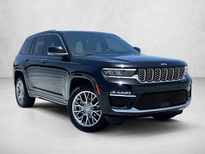2022 Jeep Grand Cherokee Summit