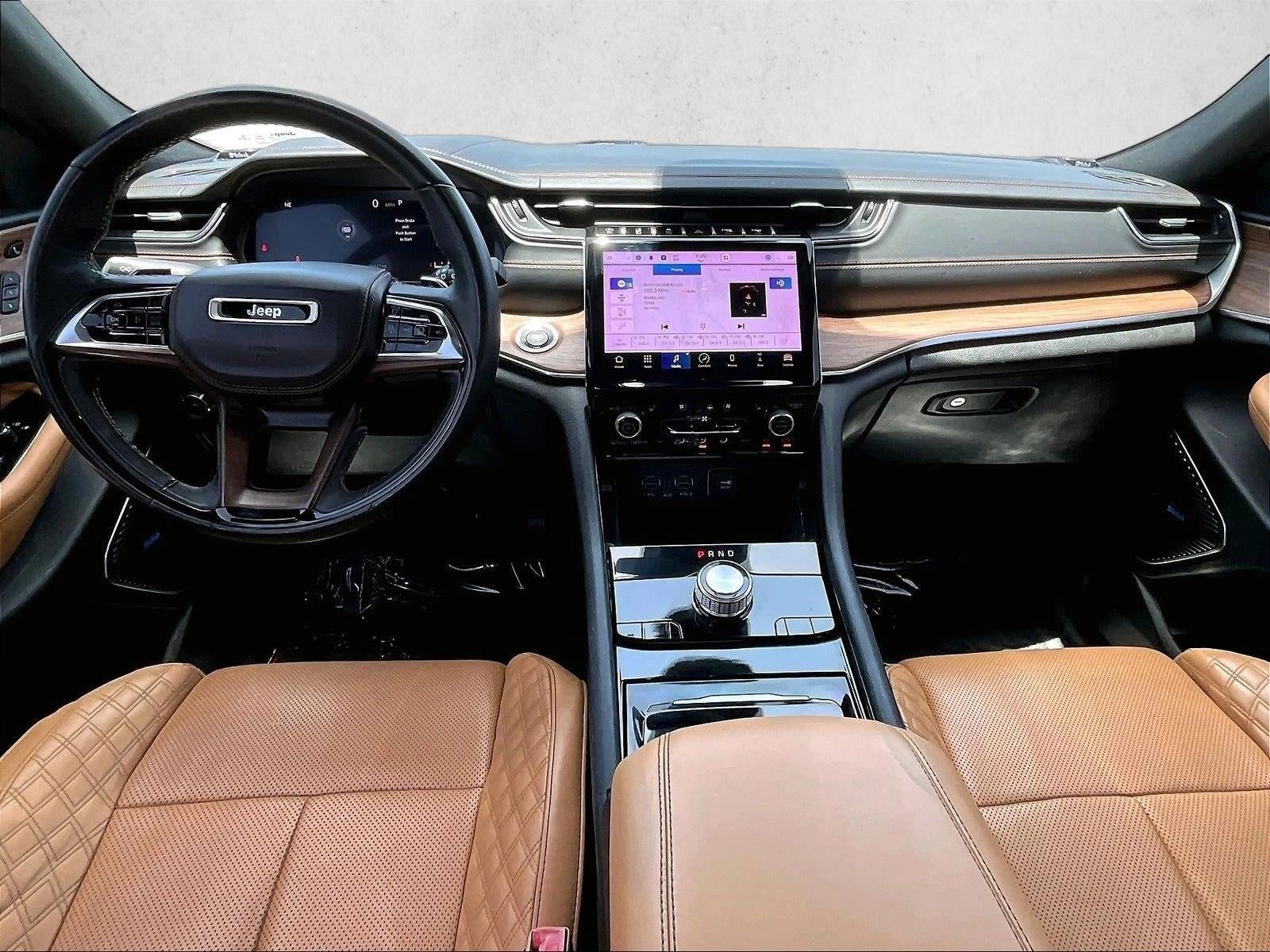 2022 Jeep Grand Cherokee Summit