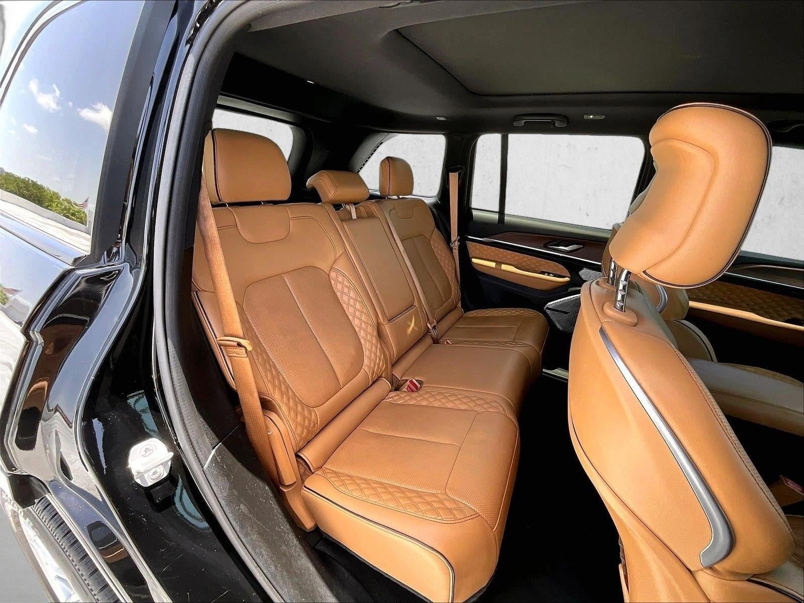 2022 Jeep Grand Cherokee Summit