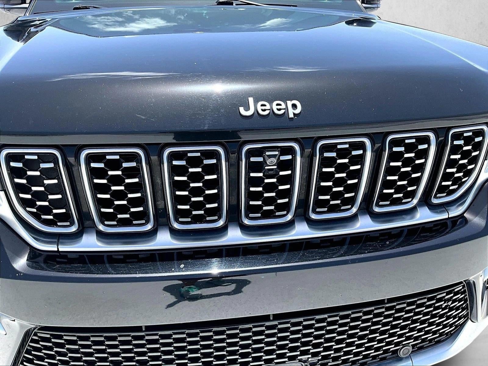 2022 Jeep Grand Cherokee Summit