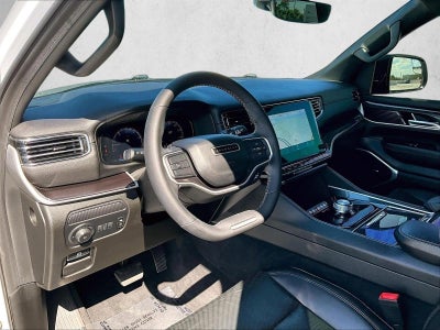 2024 Jeep Wagoneer Base