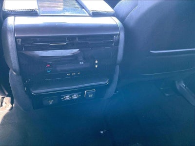 2024 Jeep Wagoneer Base
