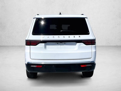 2024 Jeep Wagoneer Base