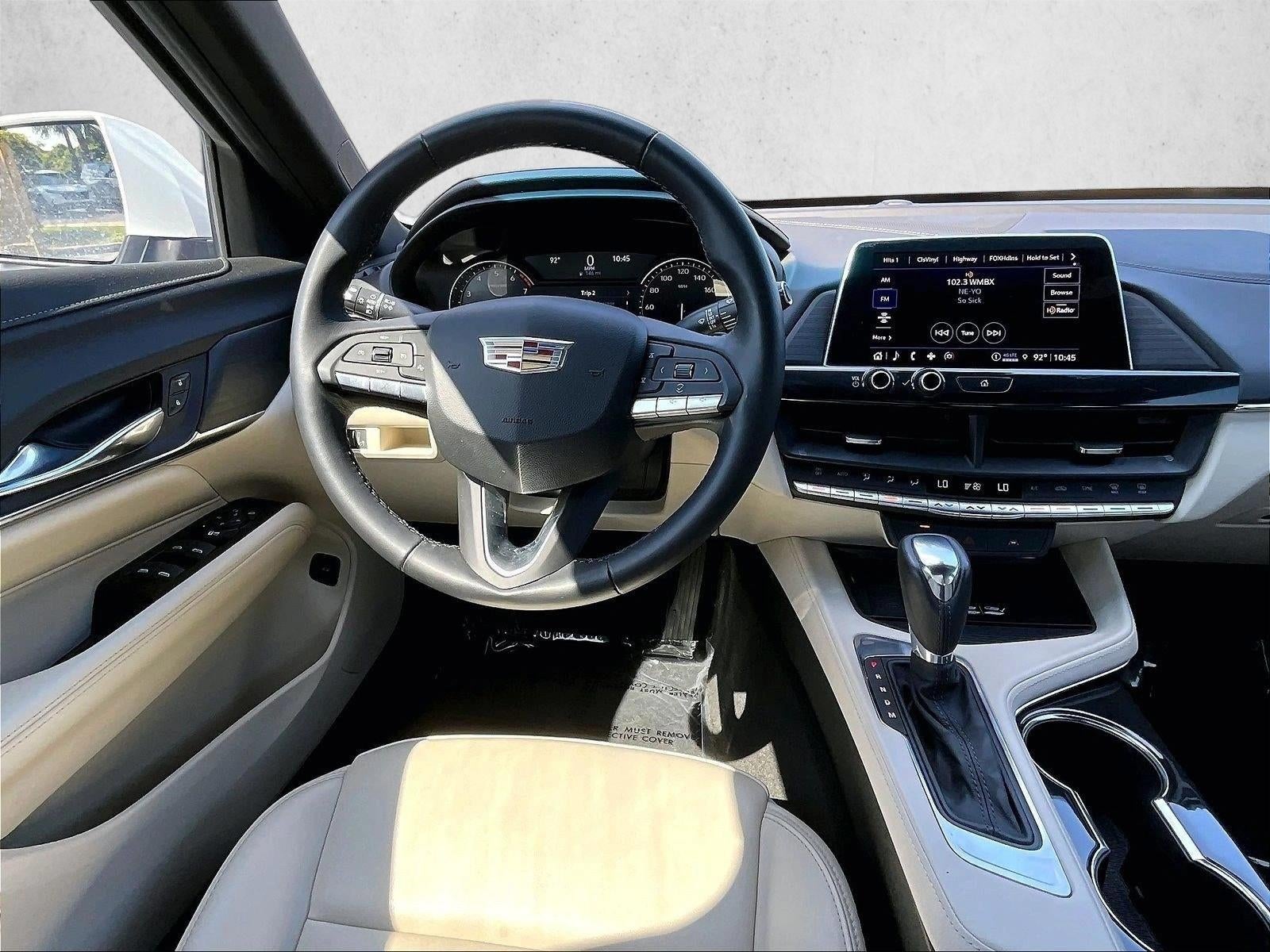 2023 Cadillac CT4 Luxury
