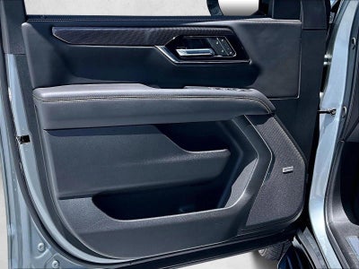 2025 GMC Yukon Elevation