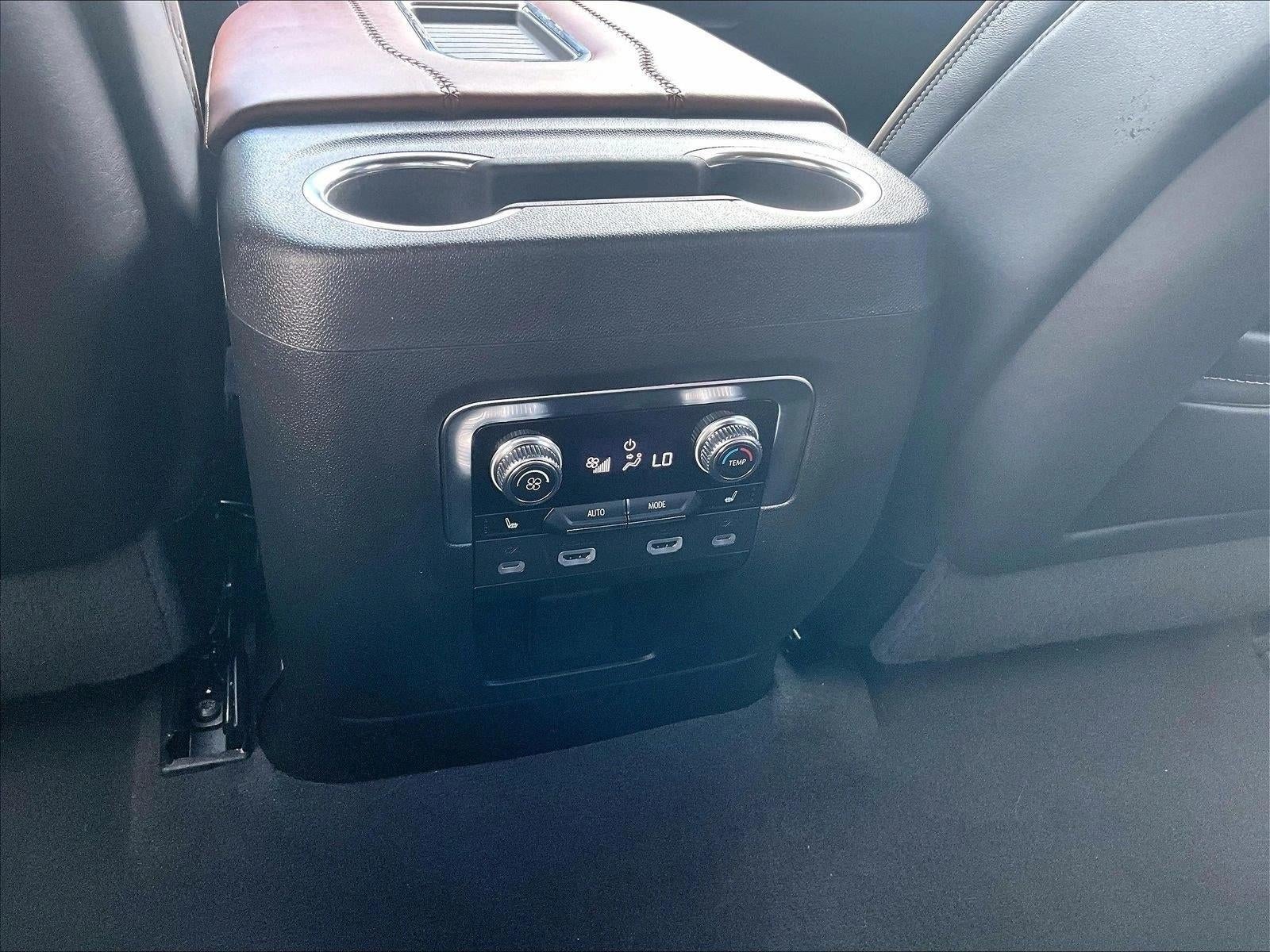 2024 GMC Yukon XL Denali Ultimate