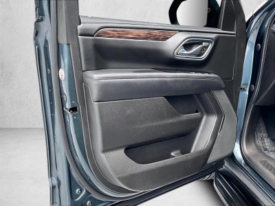 2021 Chevrolet Suburban Base