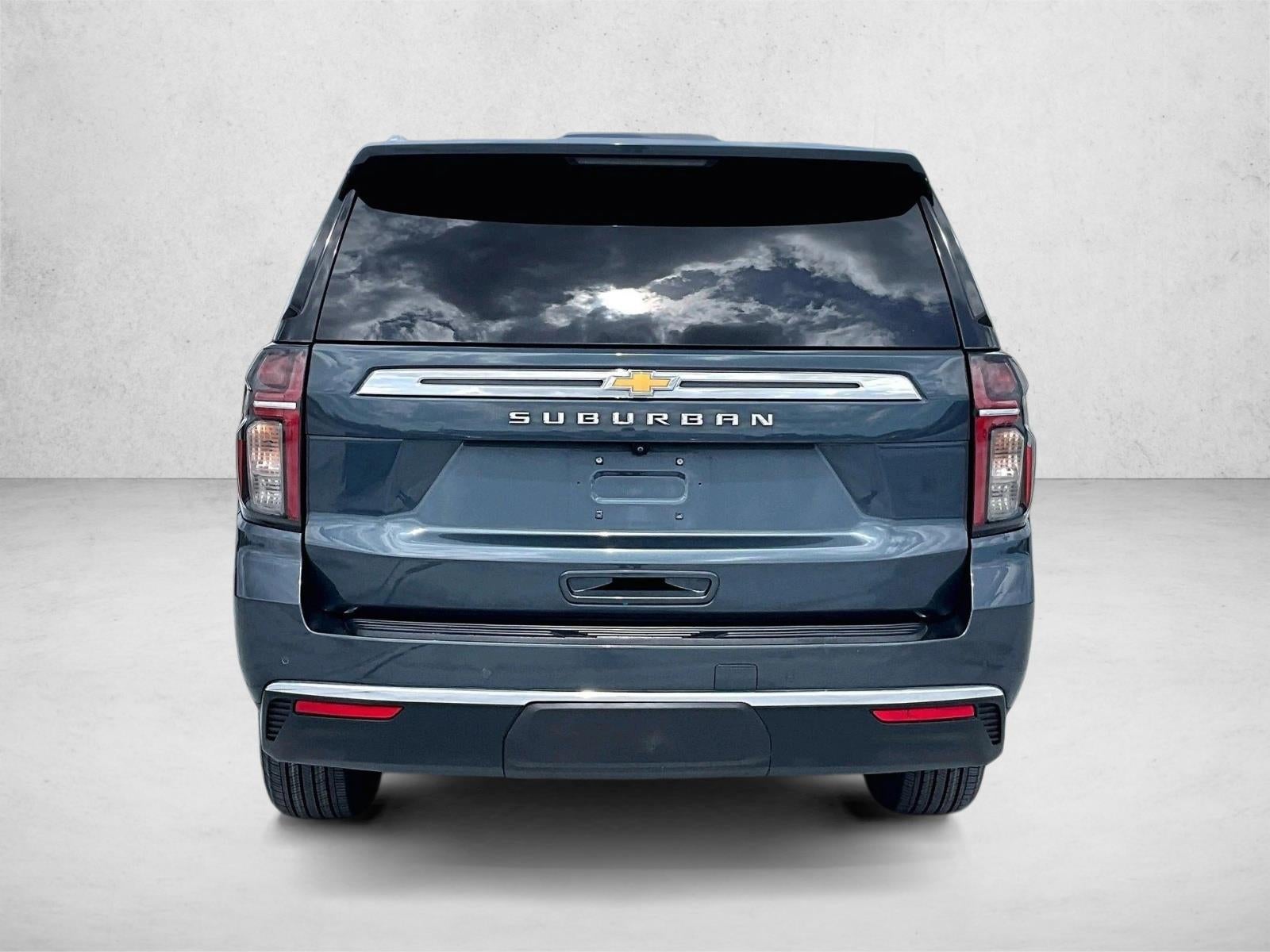 2021 Chevrolet Suburban Base