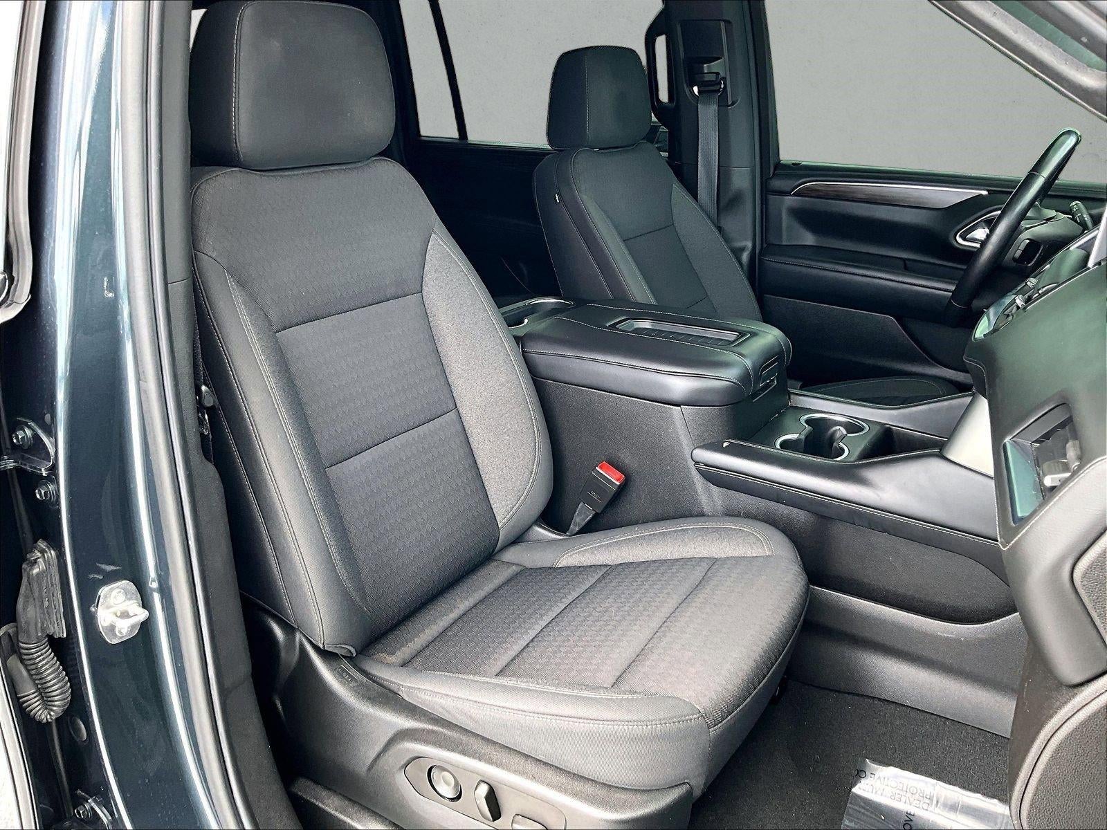 2021 Chevrolet Suburban Base