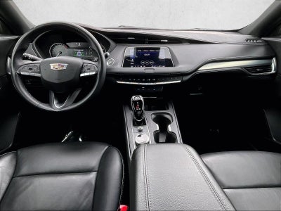 2022 Cadillac XT4 Premium Luxury