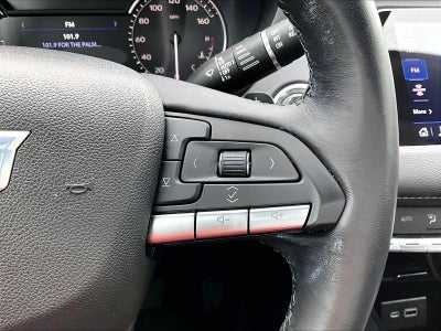 2022 Cadillac XT4 Premium Luxury