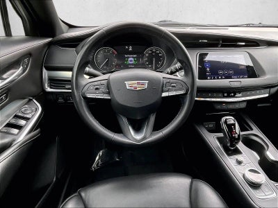 2022 Cadillac XT4 Premium Luxury