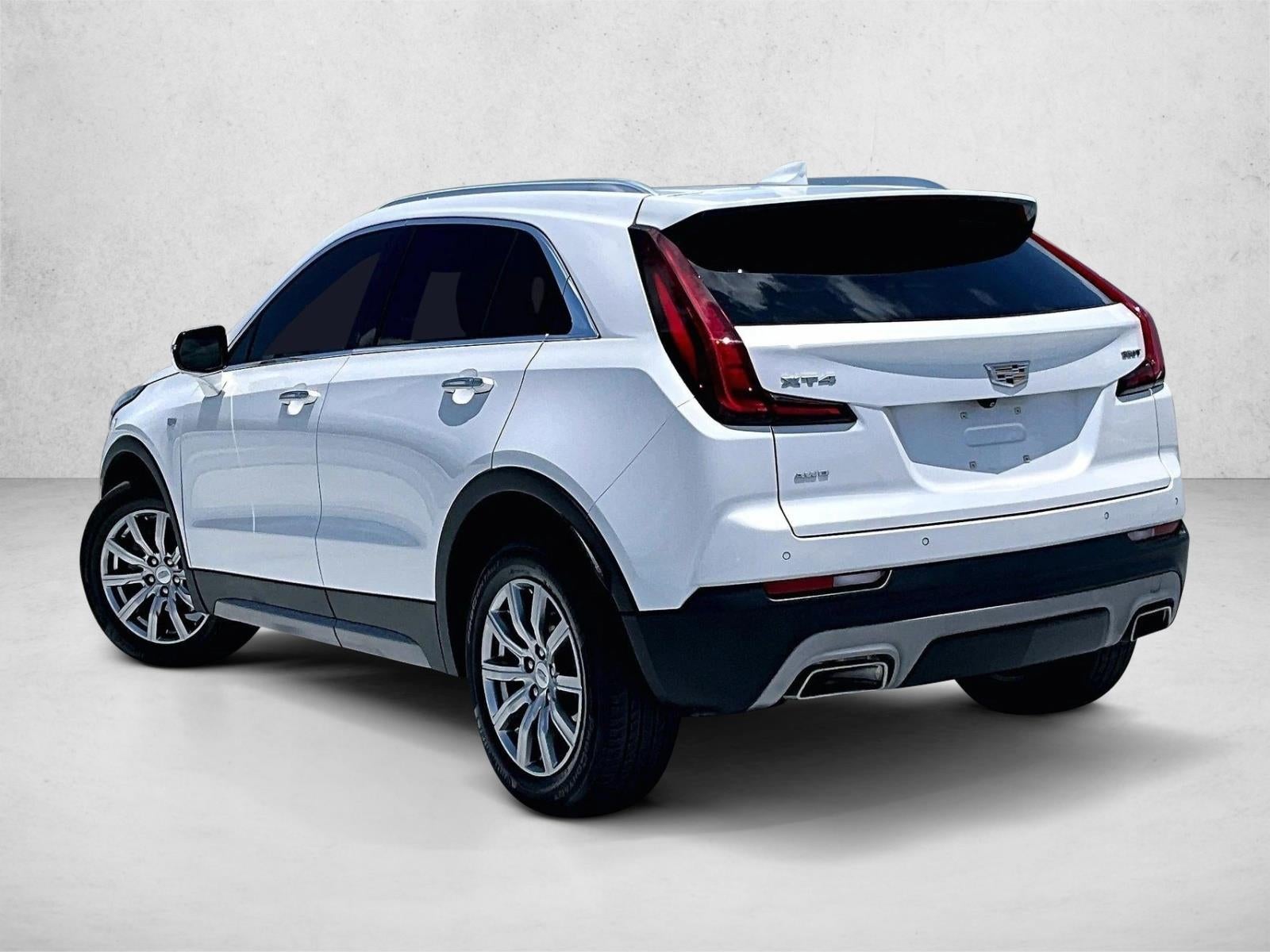 2022 Cadillac XT4 Premium Luxury