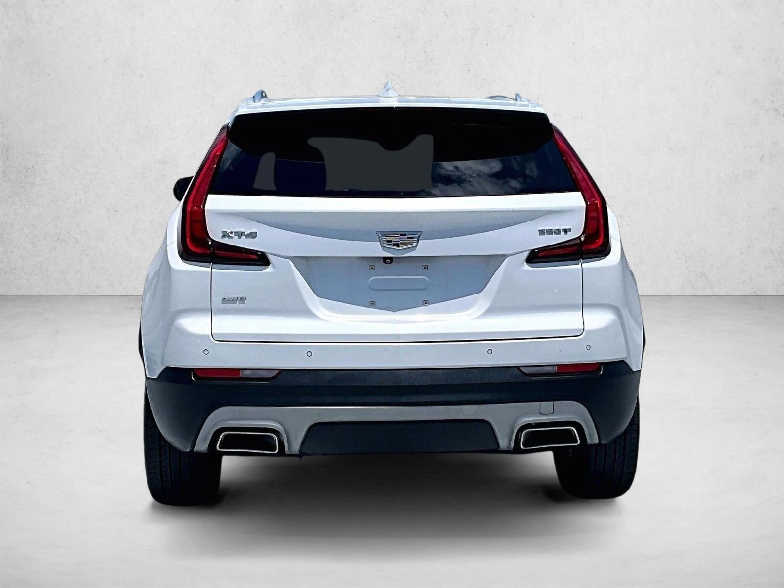 2022 Cadillac XT4 Premium Luxury