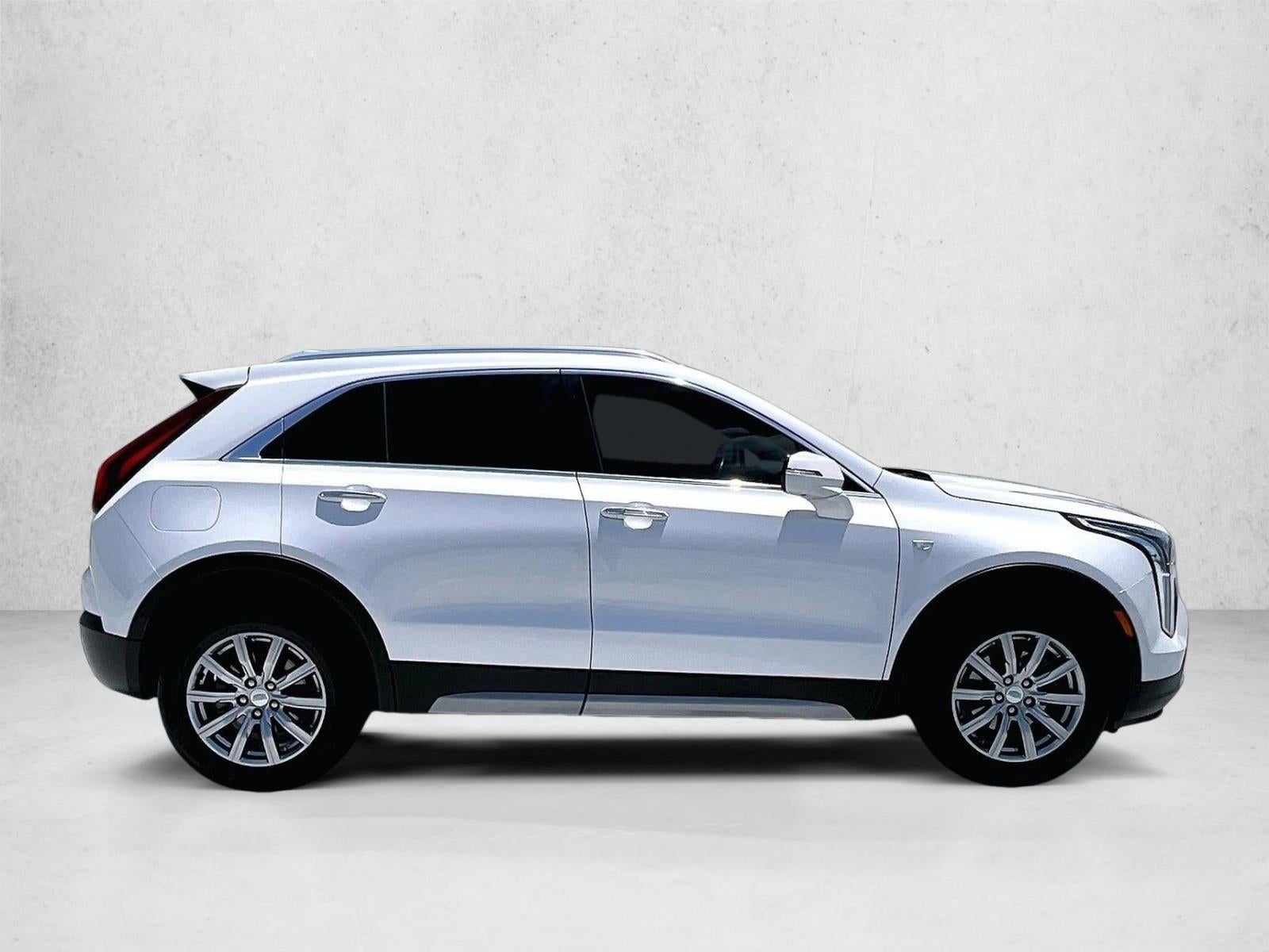 2022 Cadillac XT4 Premium Luxury