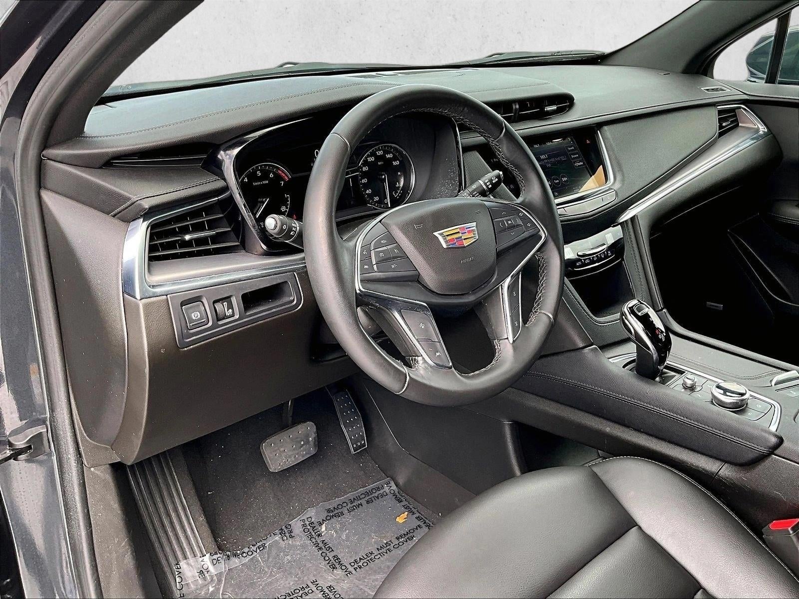 2023 Cadillac XT5 Luxury