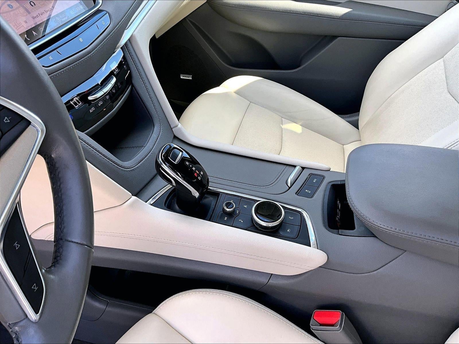 2021 Cadillac XT5 FWD Premium Luxury