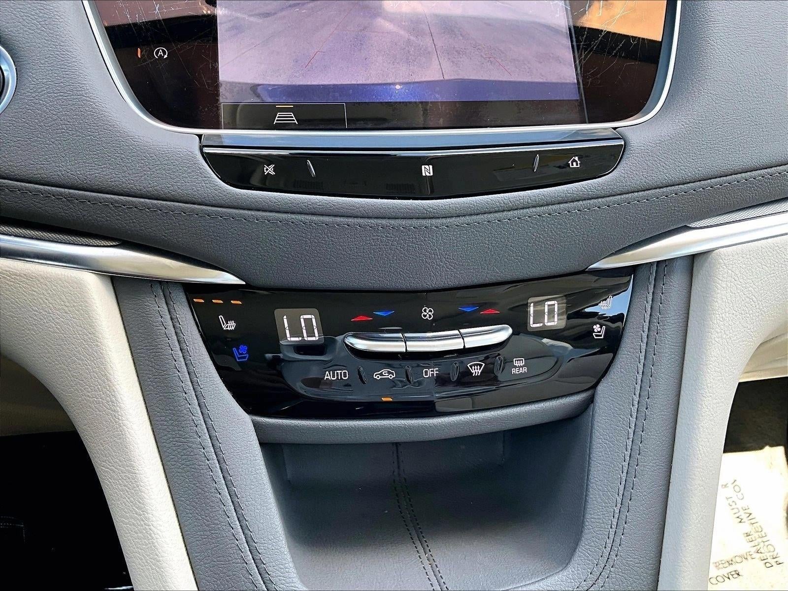 2021 Cadillac XT5 FWD Premium Luxury