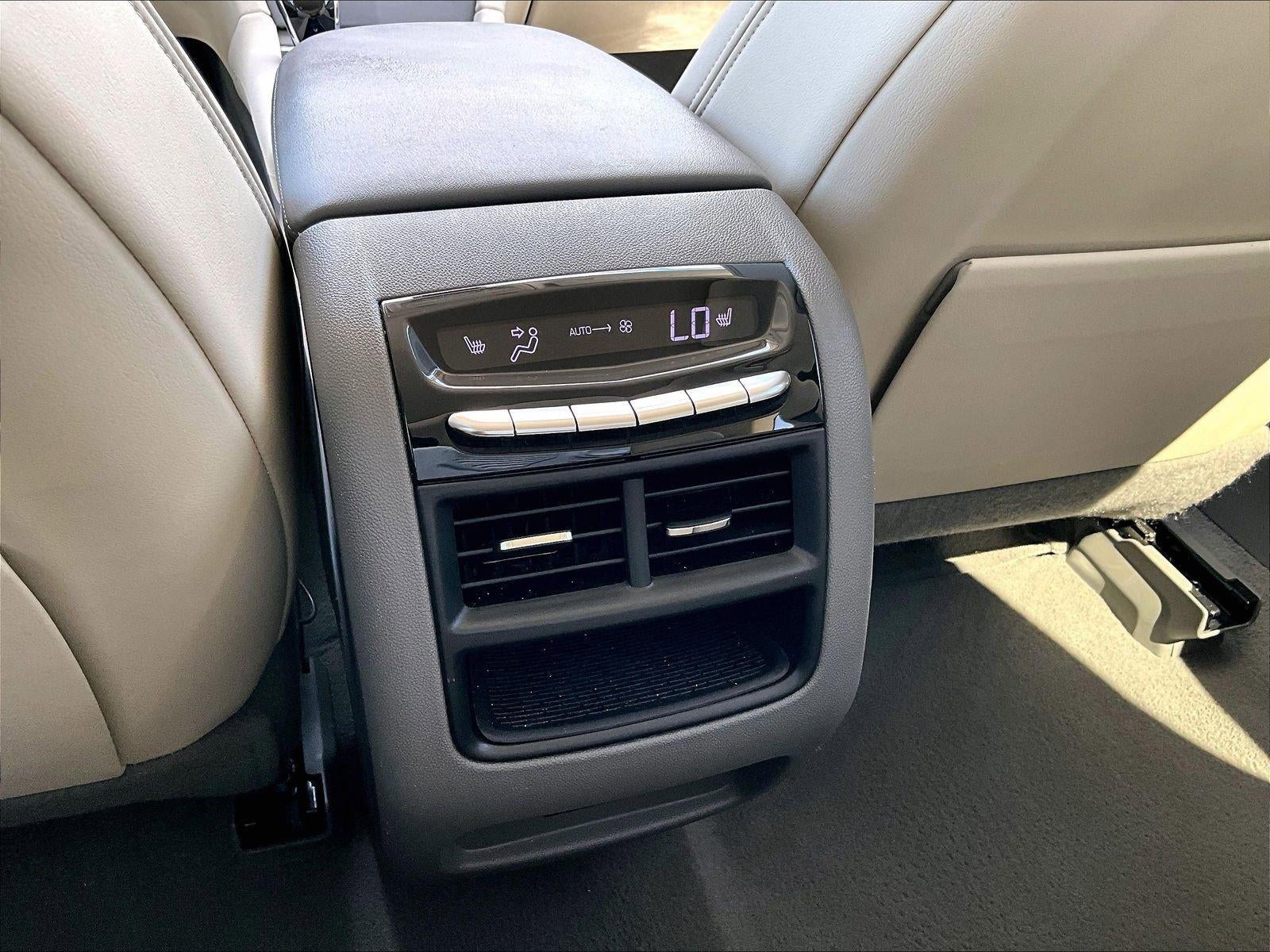 2021 Cadillac XT5 FWD Premium Luxury