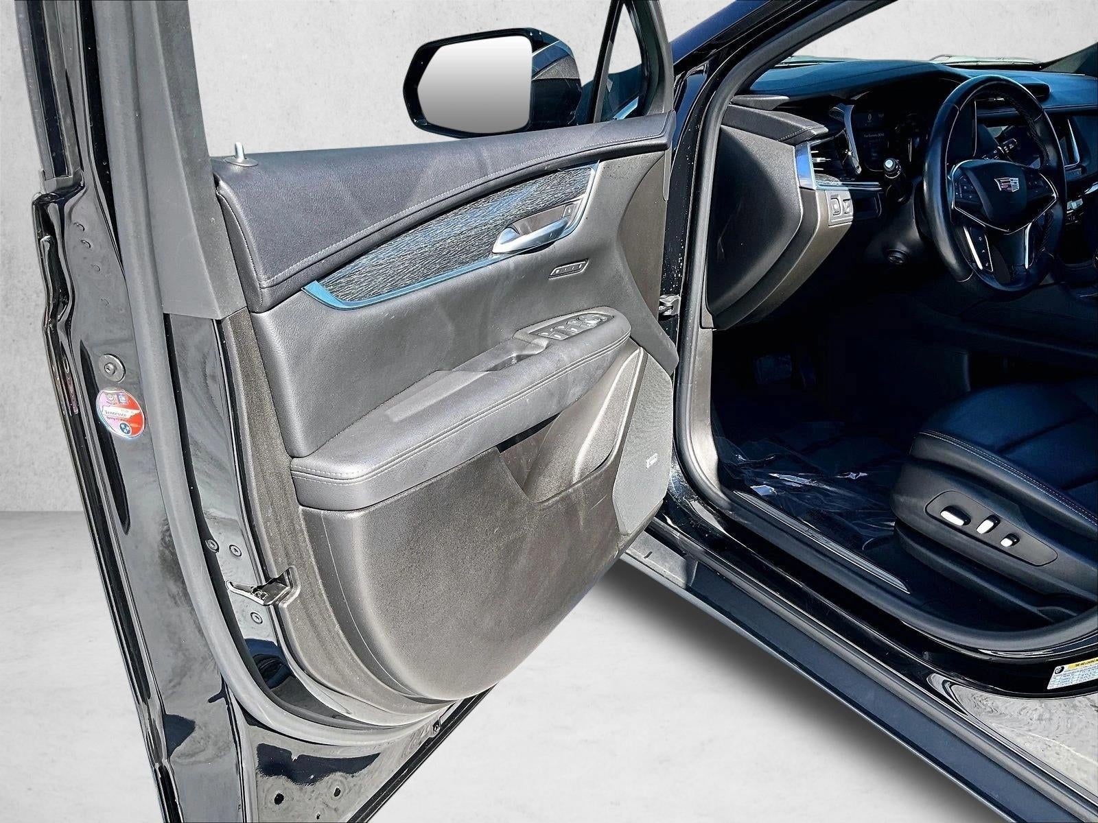 2022 Cadillac XT5 Premium Luxury