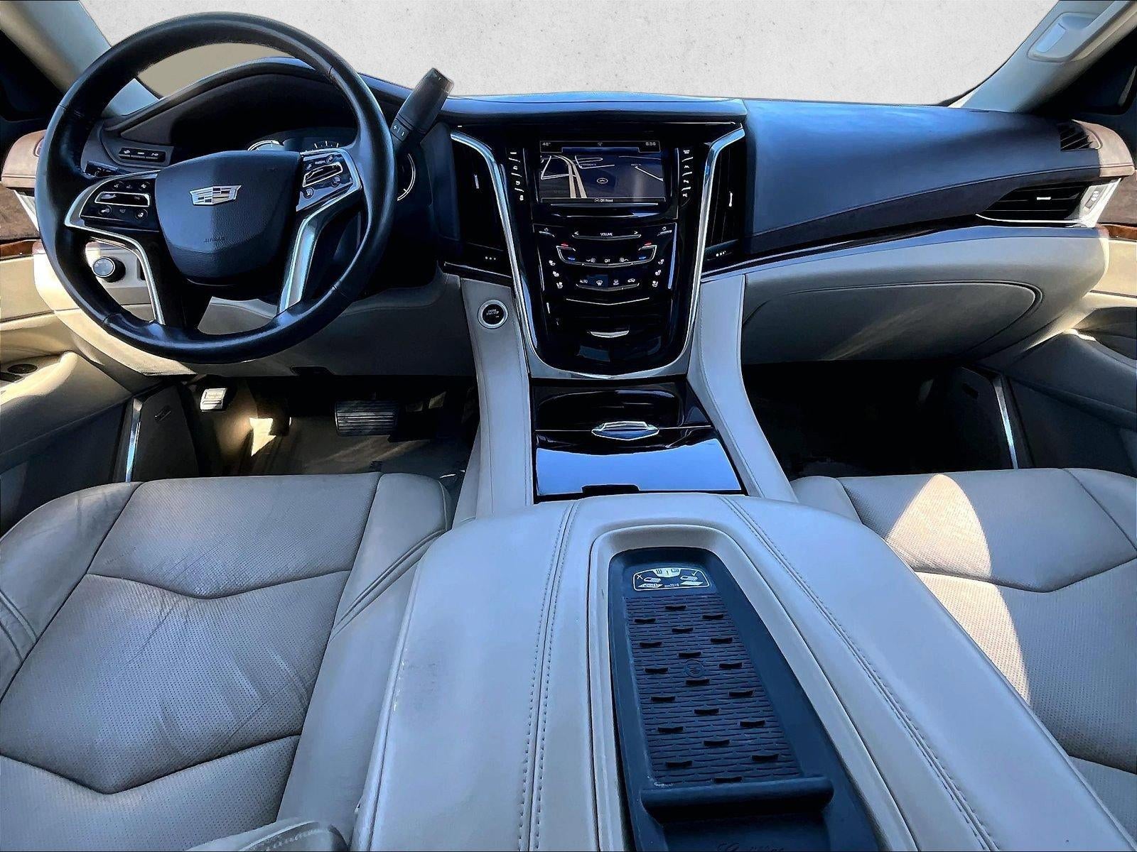 2017 Cadillac Escalade Luxury