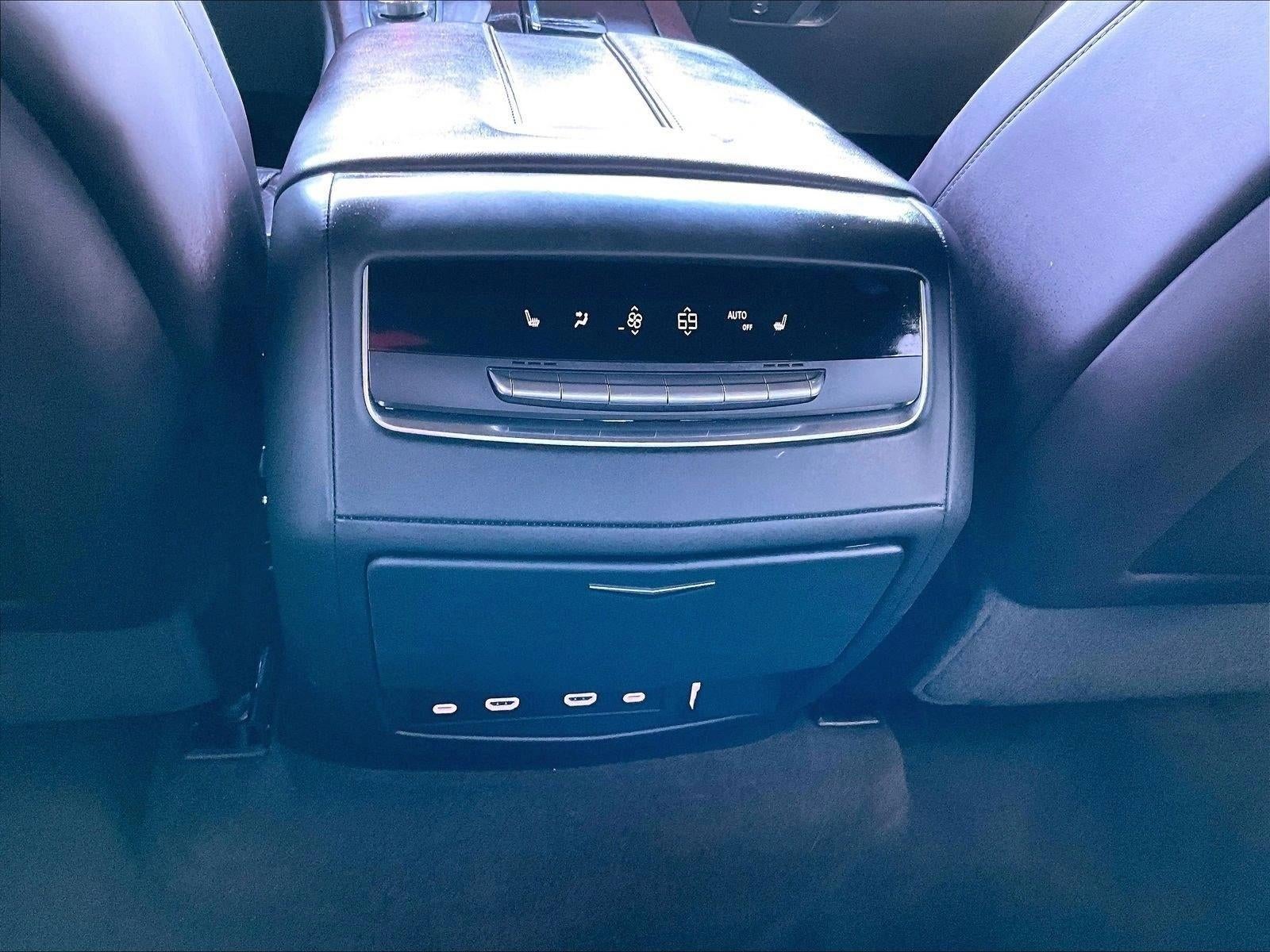 2024 Cadillac Escalade ESV Sport Platinum