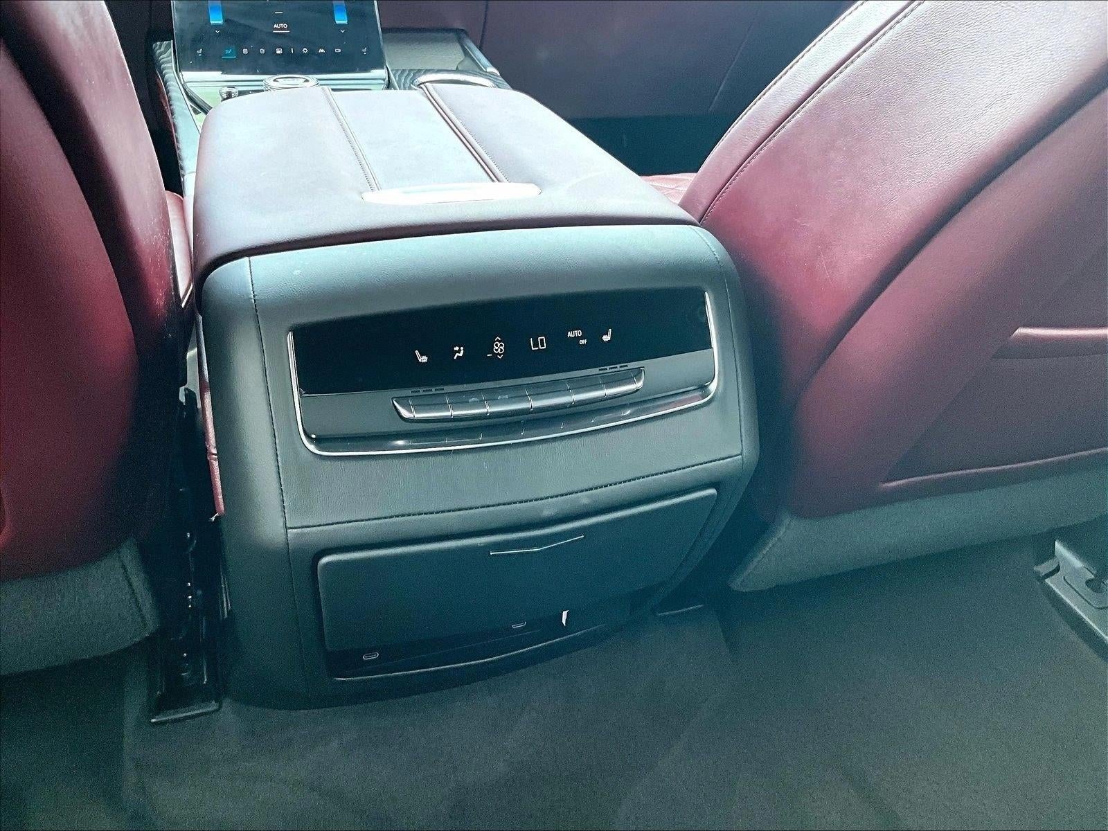 2026 Cadillac Escalade Luxury