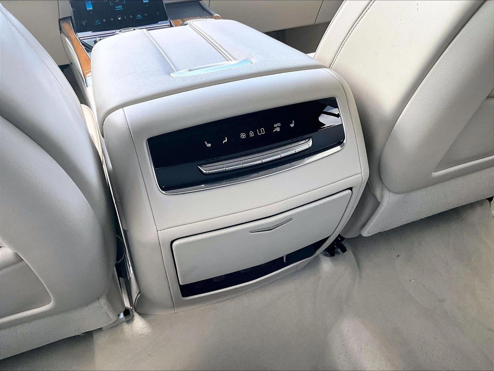 2025 Cadillac Escalade ESV Sport Platinum