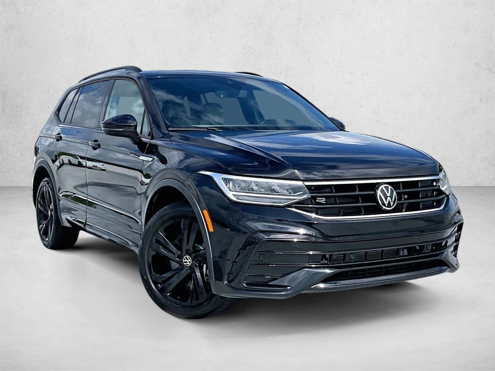 2024 Volkswagen Tiguan SE R-Line Black