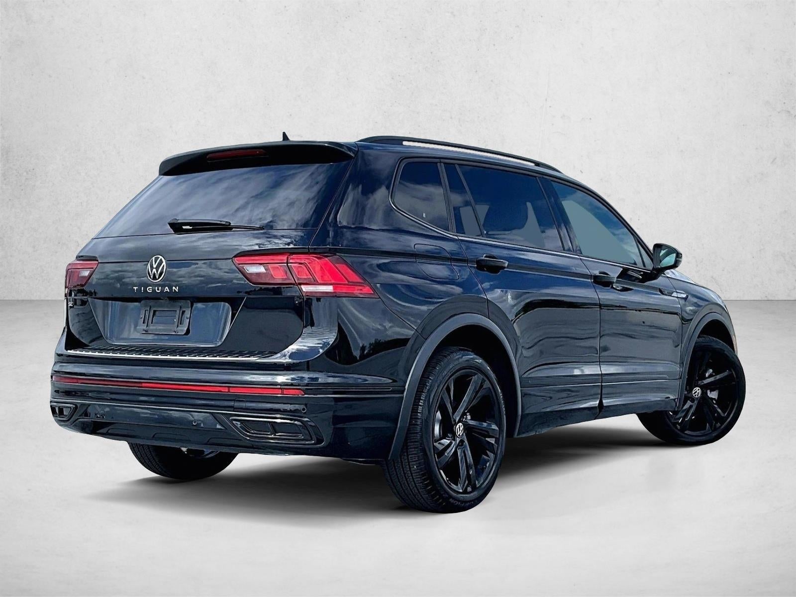 2024 Volkswagen Tiguan SE R-Line Black
