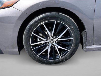 2024 Toyota Camry Hybrid SE