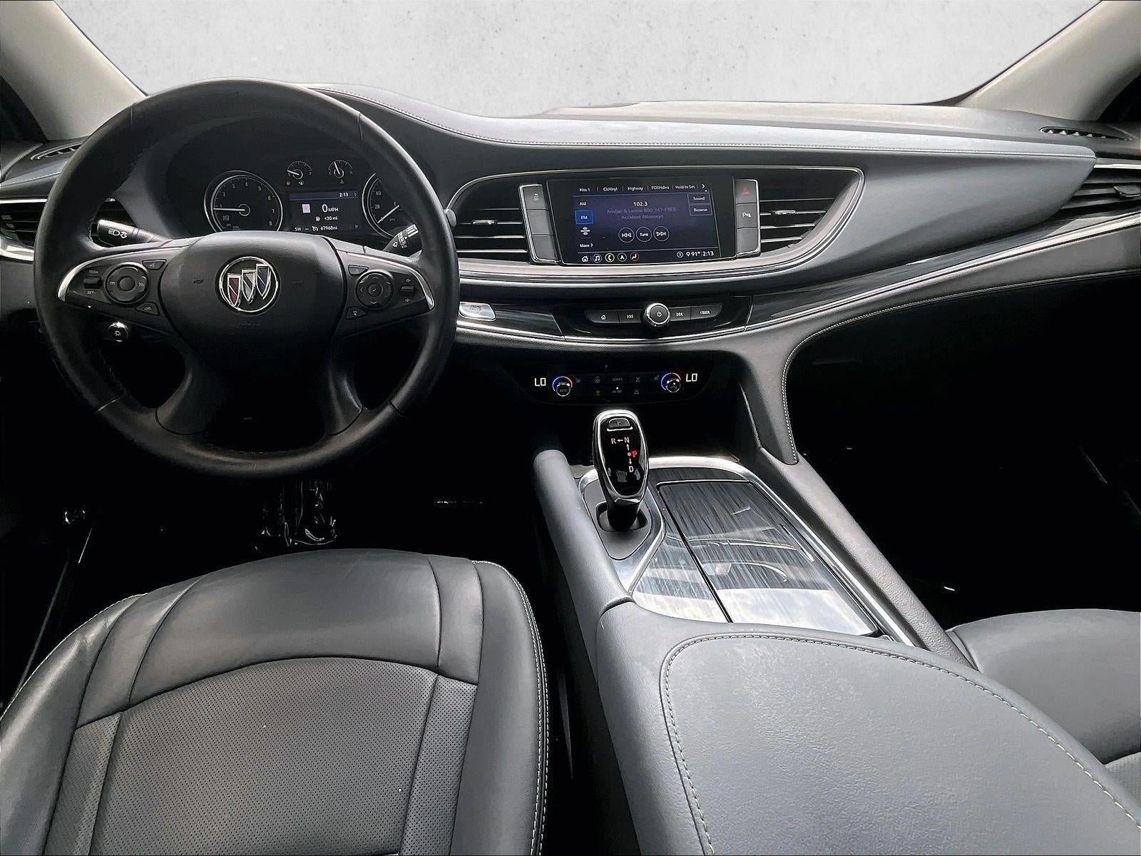 2020 Buick Enclave Essence