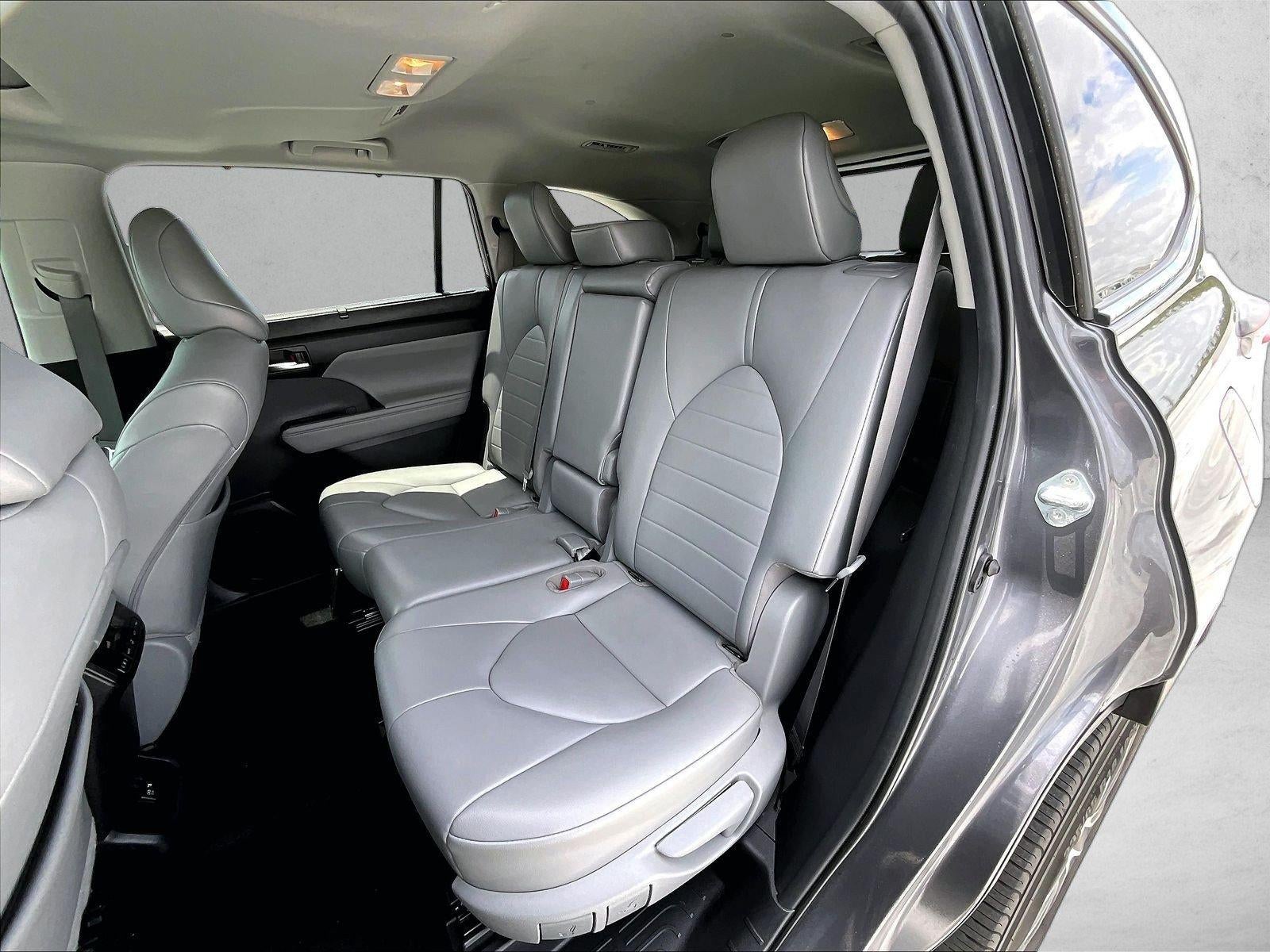 2021 Toyota Highlander XLE