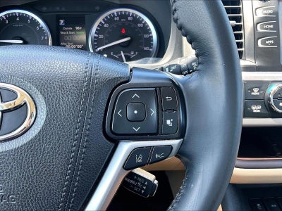2019 Toyota Highlander SE