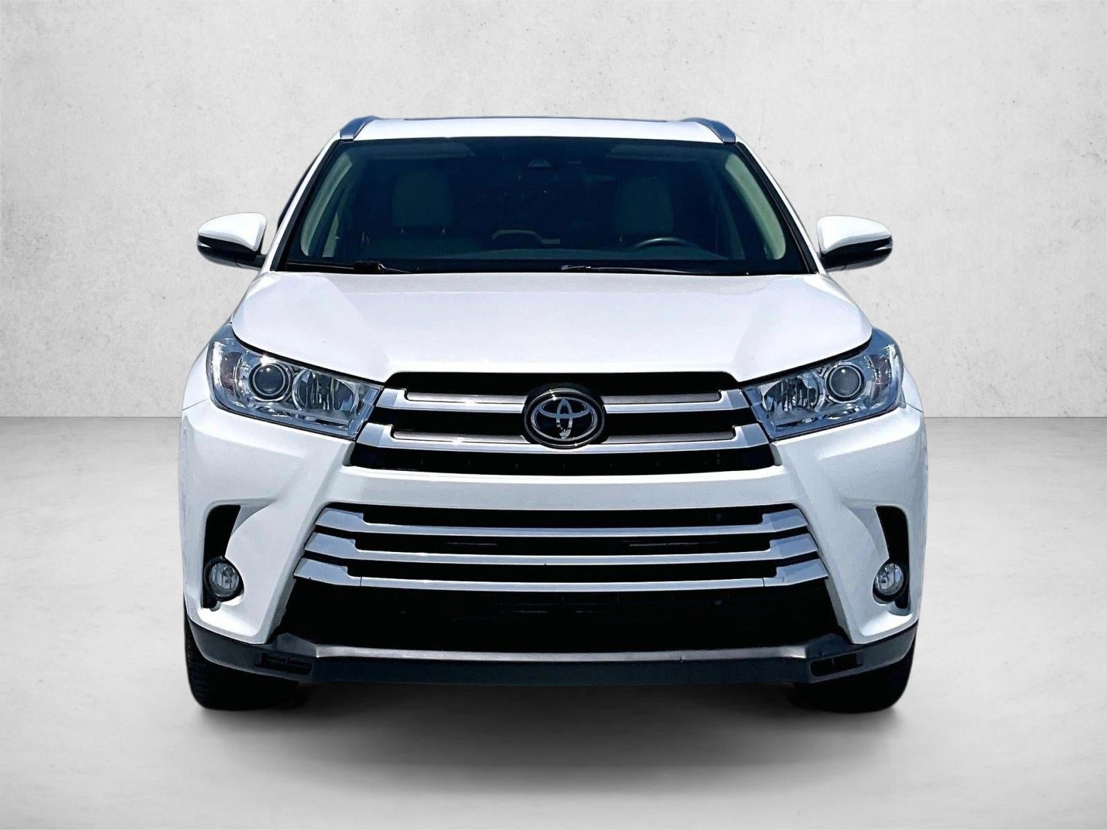 2019 Toyota Highlander SE