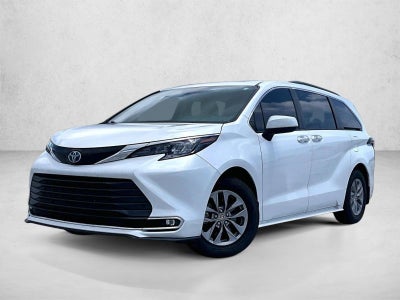 2024 Toyota Sienna XLE