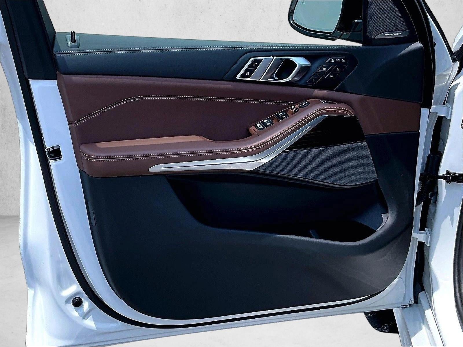 2026 BMW X7 Base