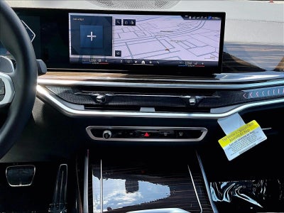 2026 BMW X7 Base