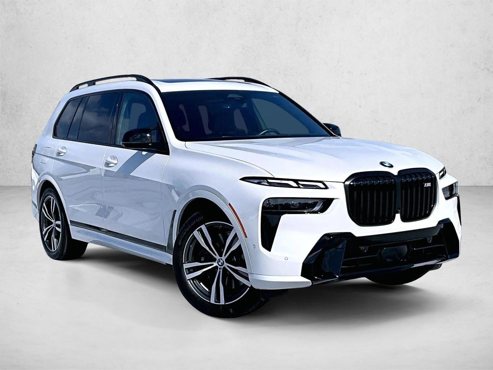 2025 BMW X7 M60i