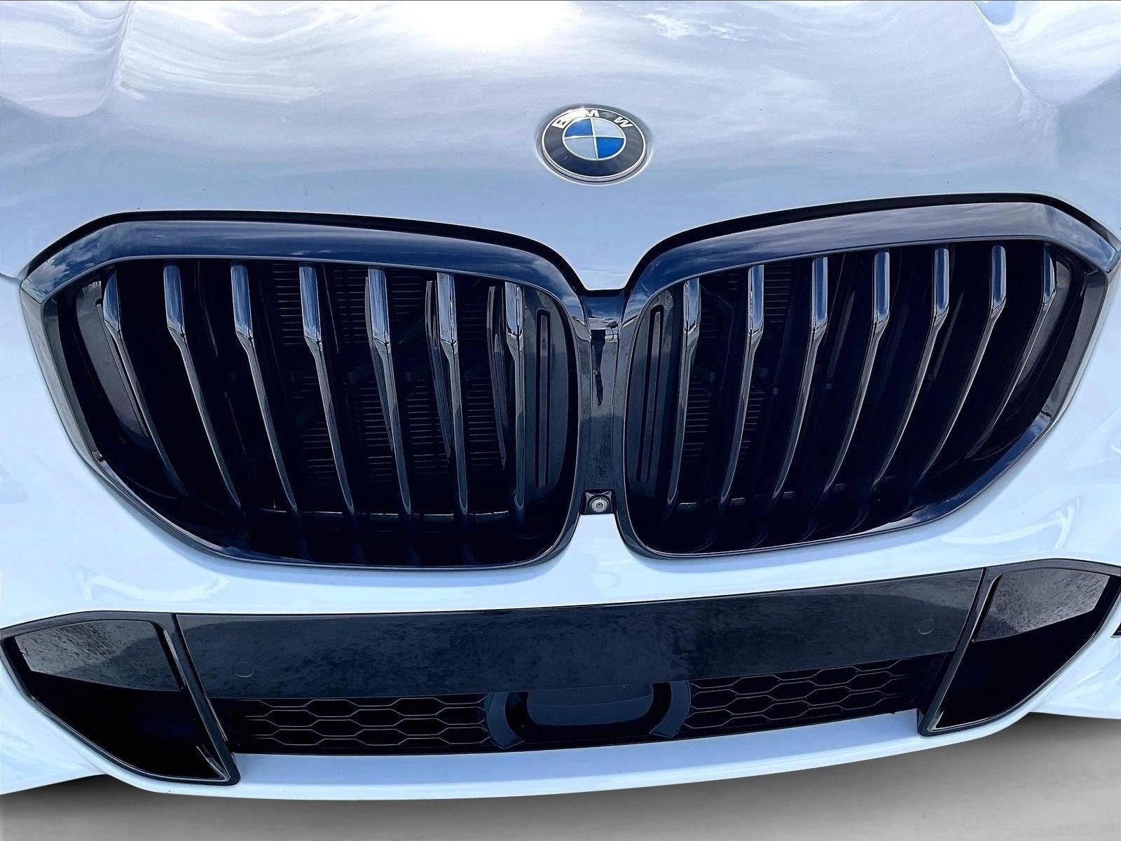 2021 BMW X5 M50i