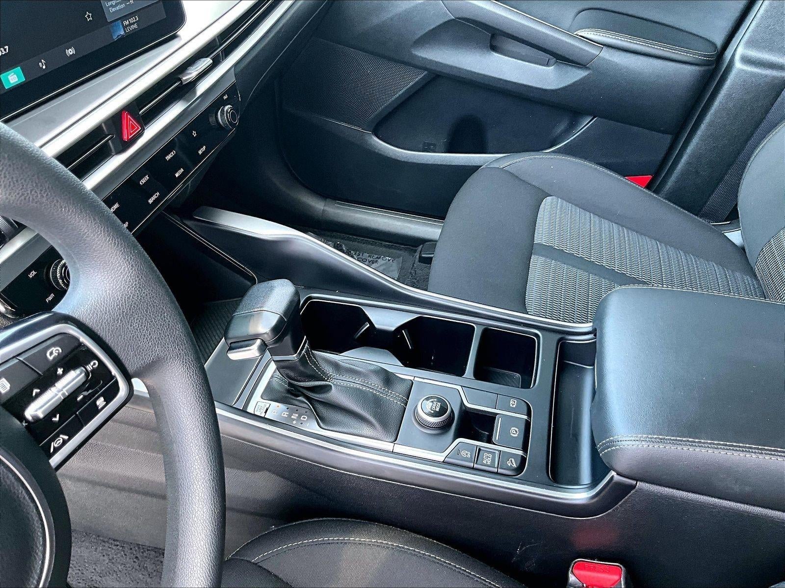 2024 Kia Sorento LX
