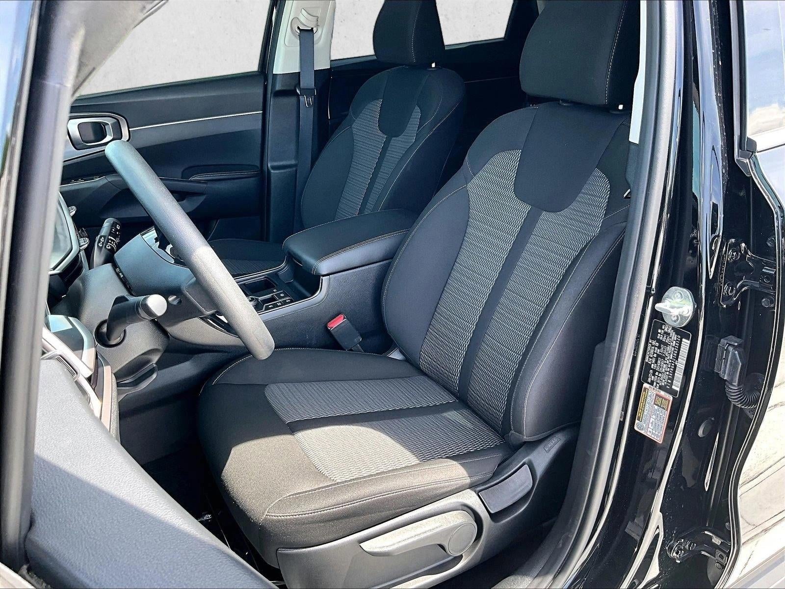 2024 Kia Sorento LX