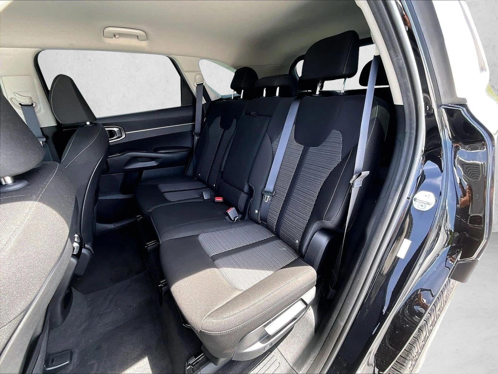 2024 Kia Sorento LX