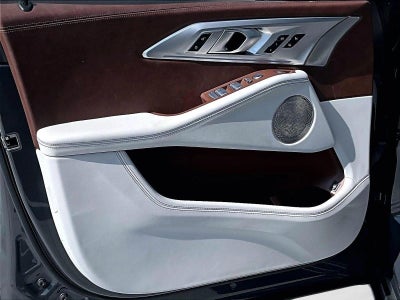 2023 BMW XM Base