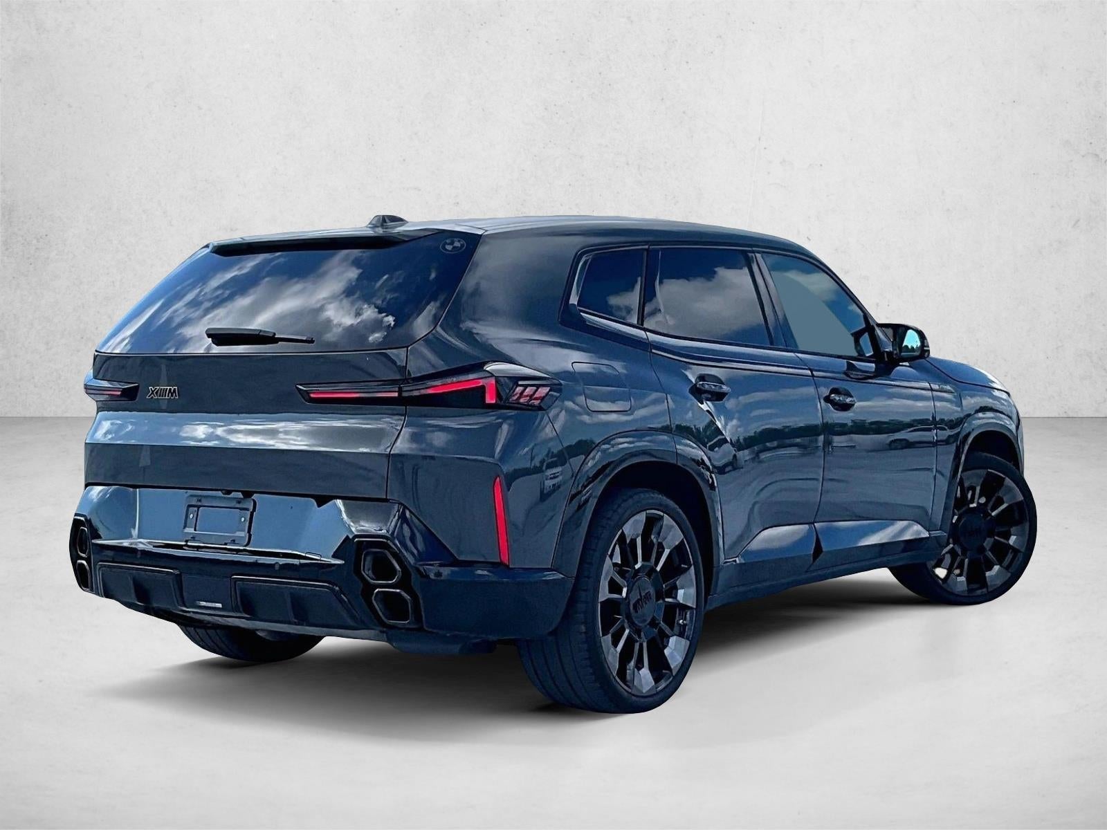 2023 BMW XM Base