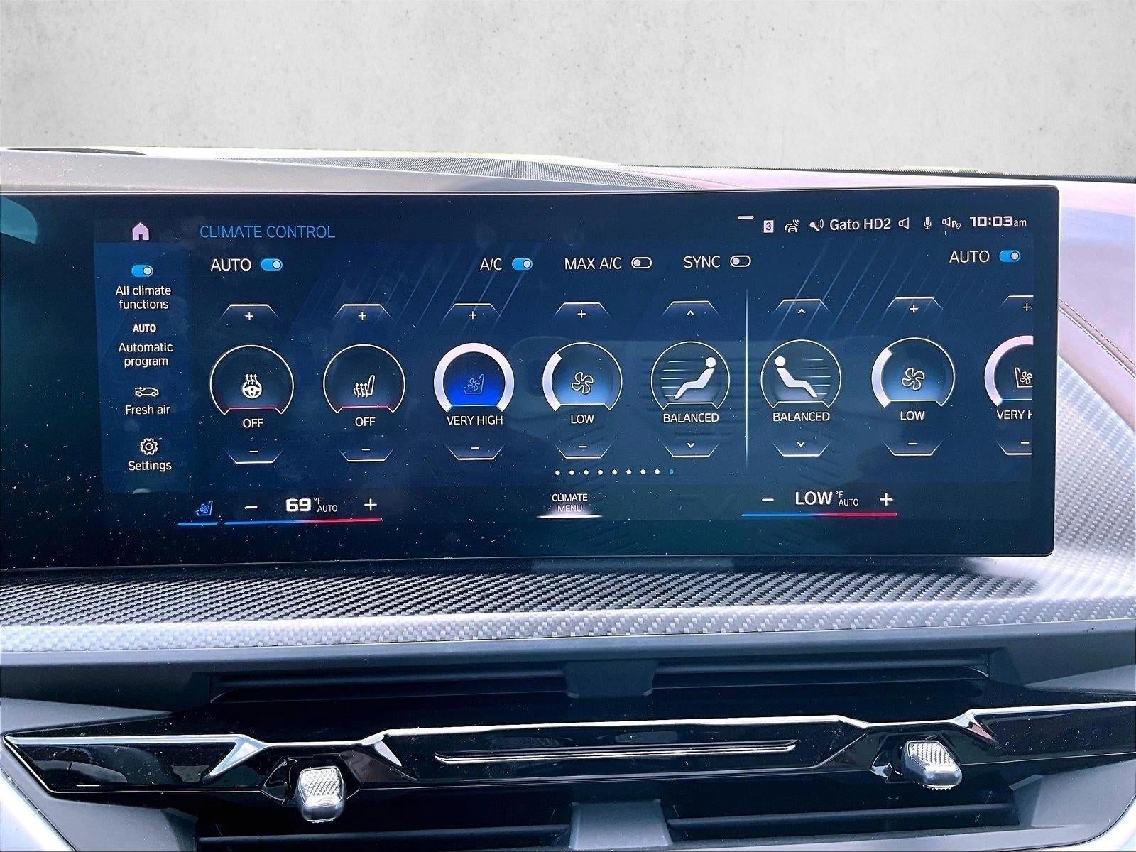 2023 BMW XM Base