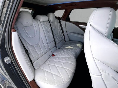 2023 BMW XM Base