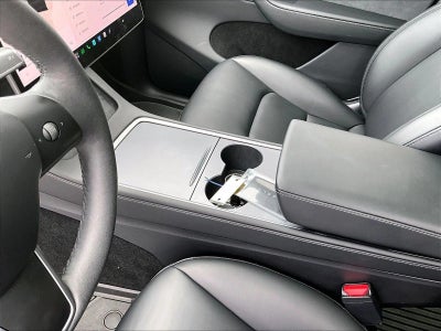 2025 Tesla Model Y Long Range