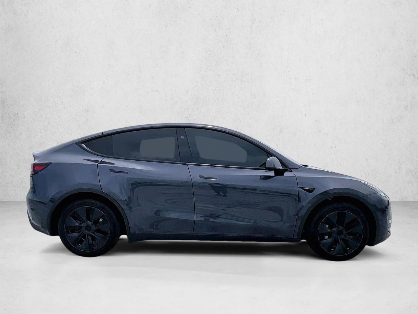 2025 Tesla Model Y Long Range